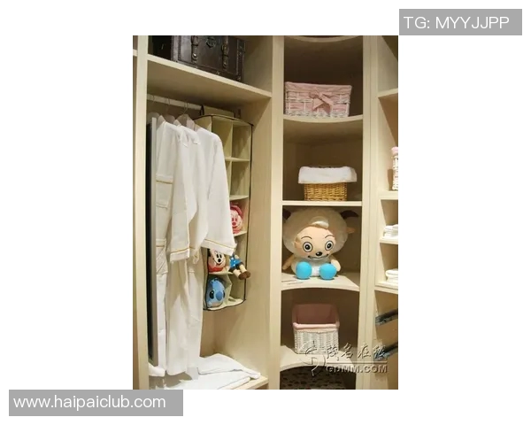 足球明星更衣室衣柜揭秘他们的私密生活与时尚选择